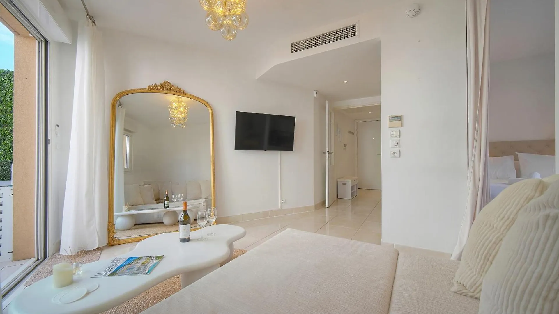 Studio Superbe Et Moderne A0B200 كان
