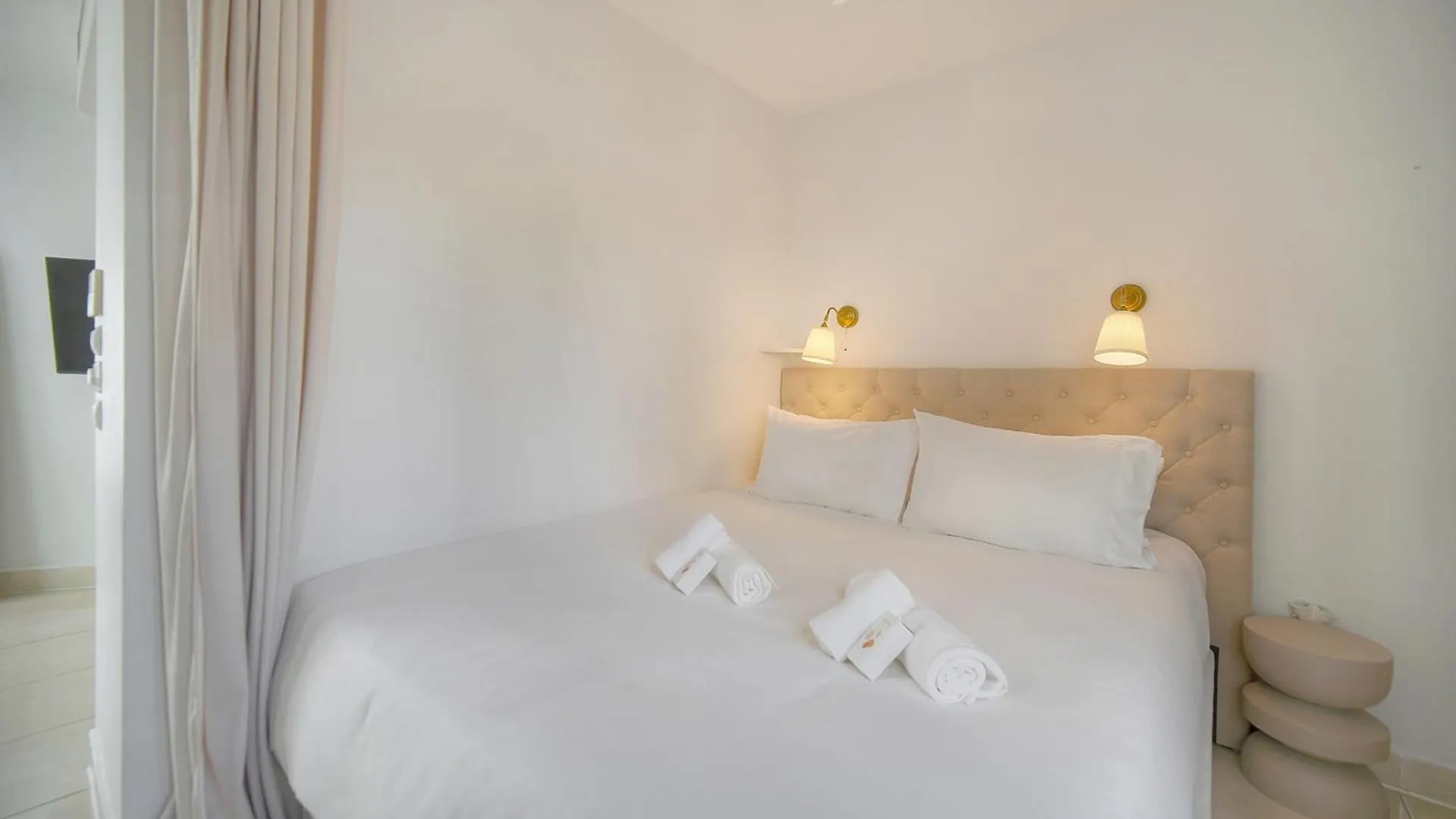 Studio Superbe Et Moderne A0B200 Κάννες Γαλλία